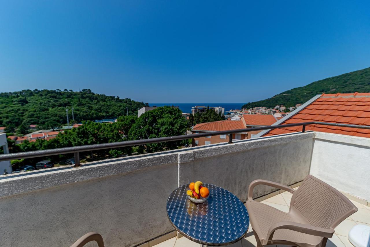Apartment Knezevic Petrovazzo Esterno foto
