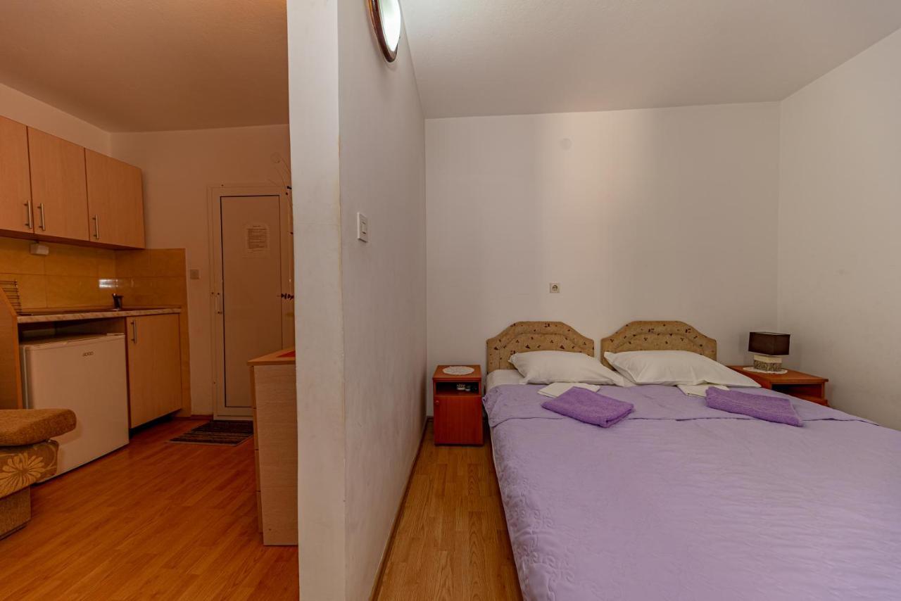 Apartment Knezevic Petrovazzo Esterno foto
