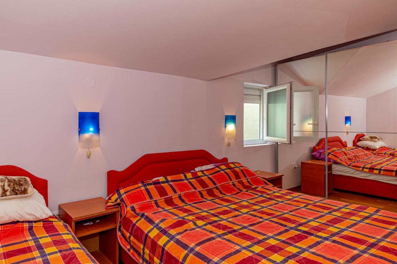 Apartment Knezevic Petrovazzo Esterno foto