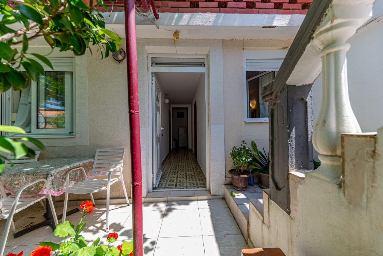 Apartment Knezevic Petrovazzo Esterno foto