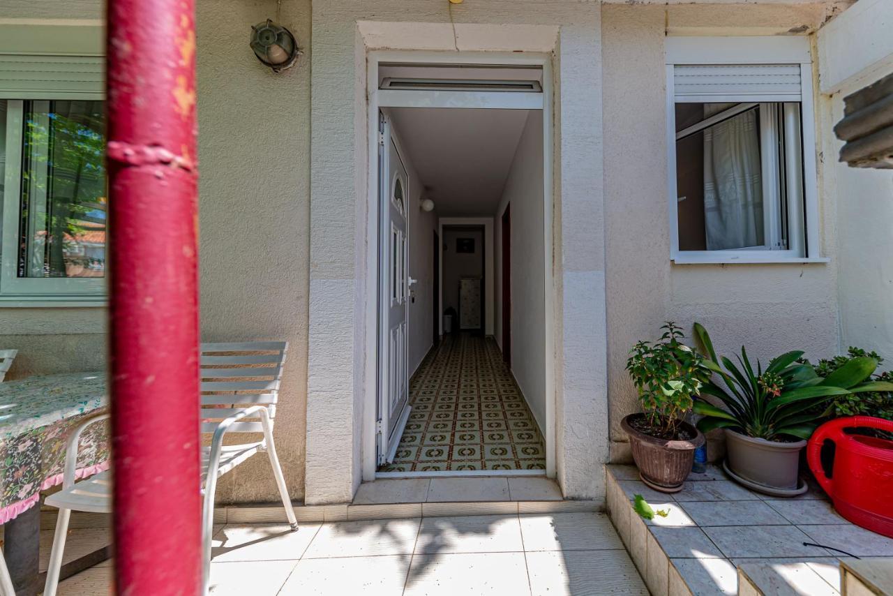 Apartment Knezevic Petrovazzo Esterno foto