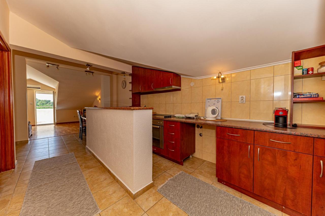 Apartment Knezevic Petrovazzo Esterno foto