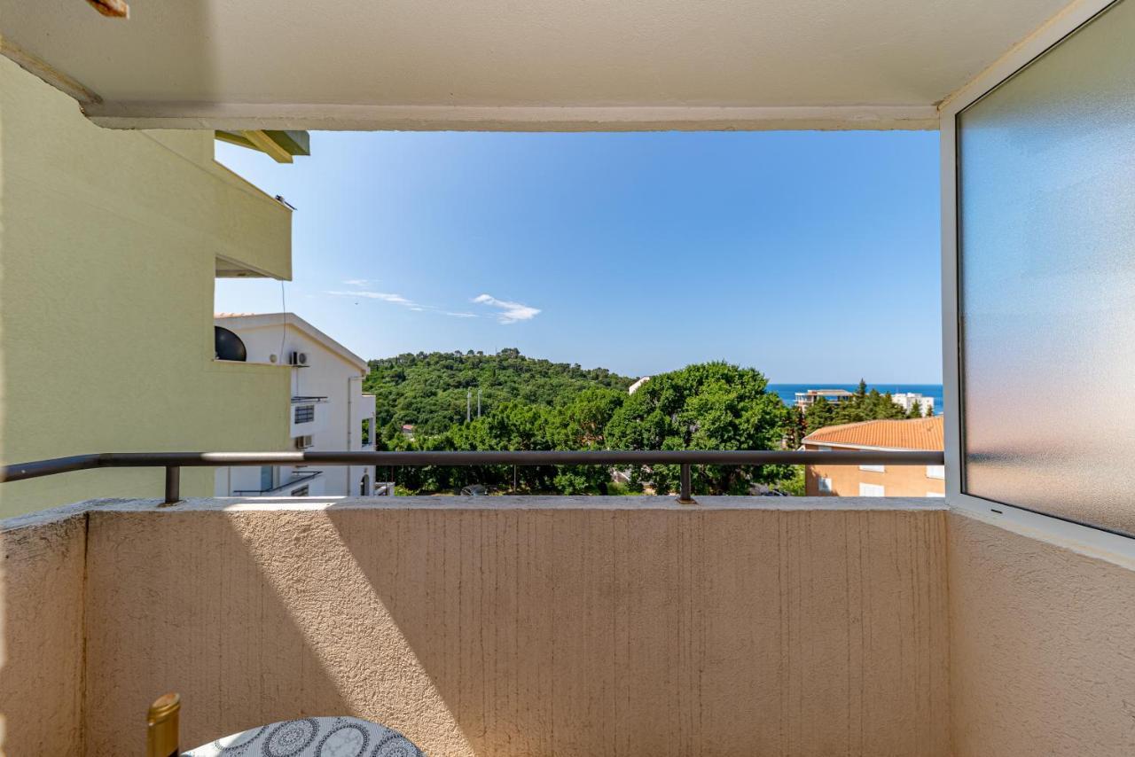 Apartment Knezevic Petrovazzo Esterno foto