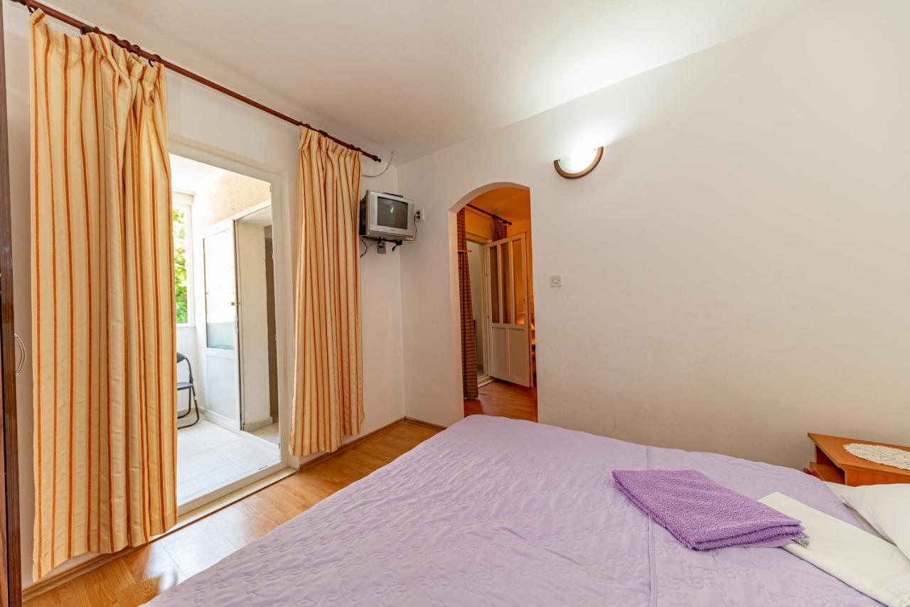 Apartment Knezevic Petrovazzo Esterno foto
