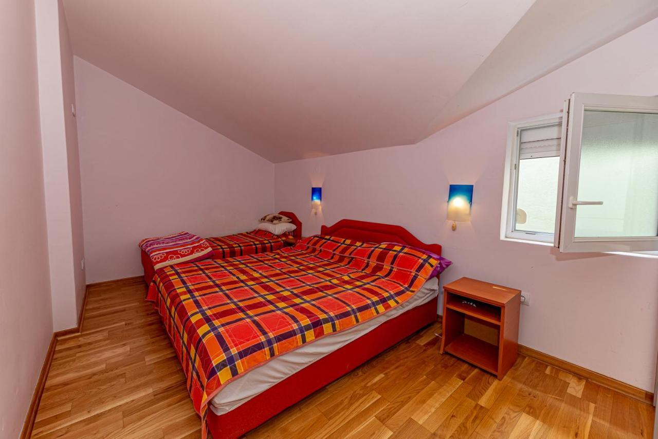 Apartment Knezevic Petrovazzo Esterno foto