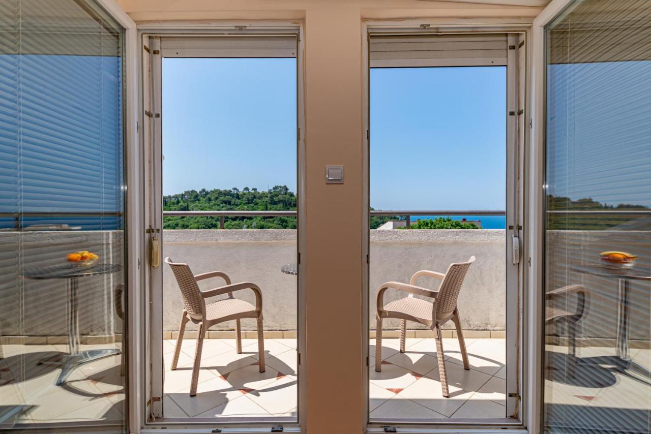 Apartment Knezevic Petrovazzo Esterno foto